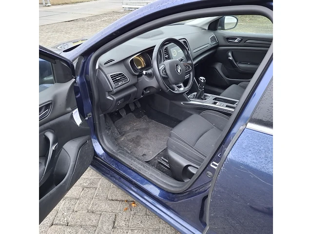Personenauto renault, megane , bouwjaar 2019 - afbeelding 2 van  47