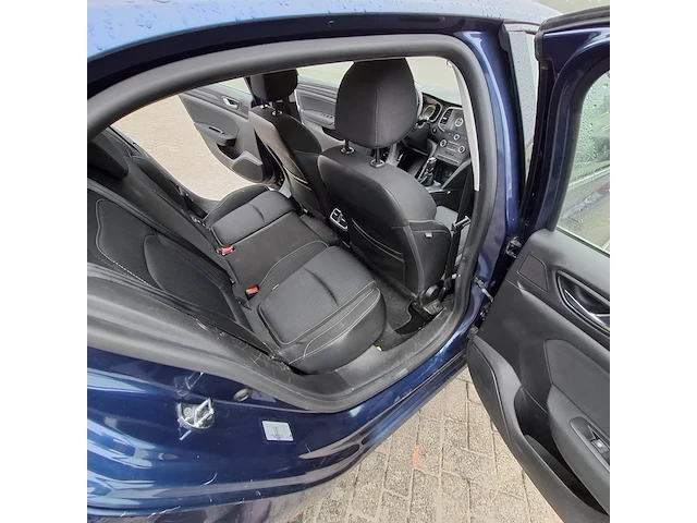 Personenauto renault, megane , bouwjaar 2019 - afbeelding 15 van  47