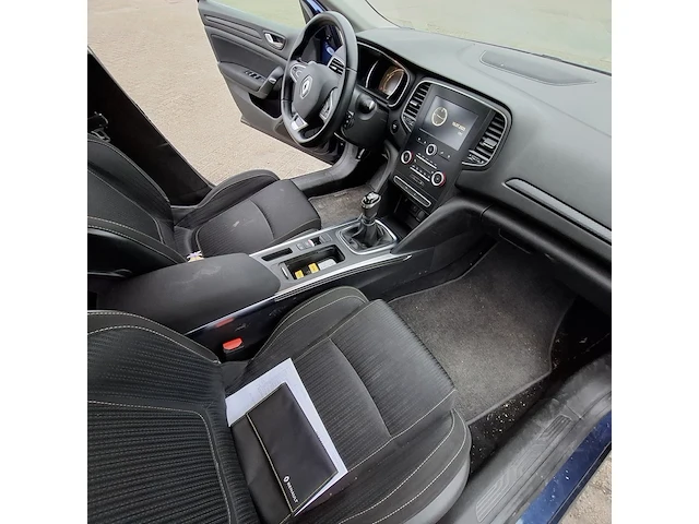 Personenauto renault, megane , bouwjaar 2019 - afbeelding 18 van  47