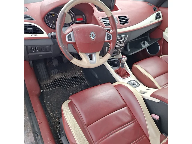 Personenauto renault, megane coupe cabriolet, beige, bouwjaar 2012 - afbeelding 8 van  40