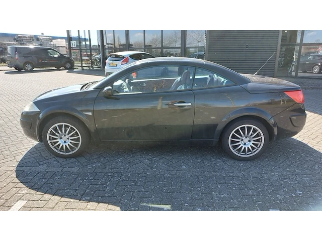Personenauto renault, mégane coupé-cabriolet, zwart, bouwjaar 2004 - afbeelding 6 van  50