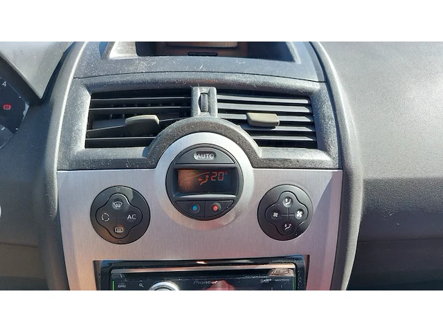Personenauto renault, mégane coupé-cabriolet, zwart, bouwjaar 2004 - afbeelding 36 van  50