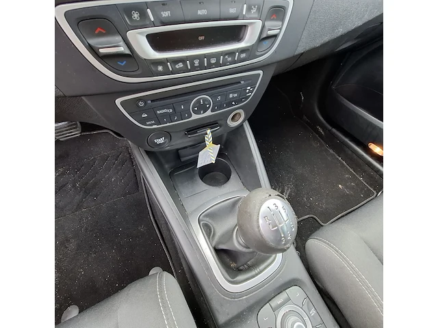 Personenauto, renault, megane estate 1.4 tce dynamic, grijs, 2010 - afbeelding 18 van  47