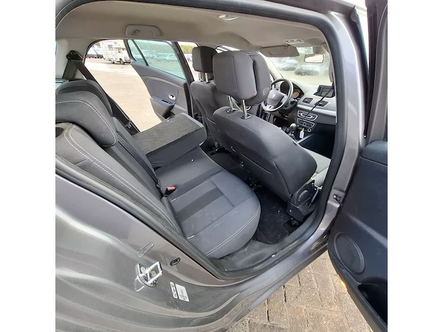 Personenauto, renault, megane estate 1.4 tce dynamic, grijs, 2010 - afbeelding 26 van  47