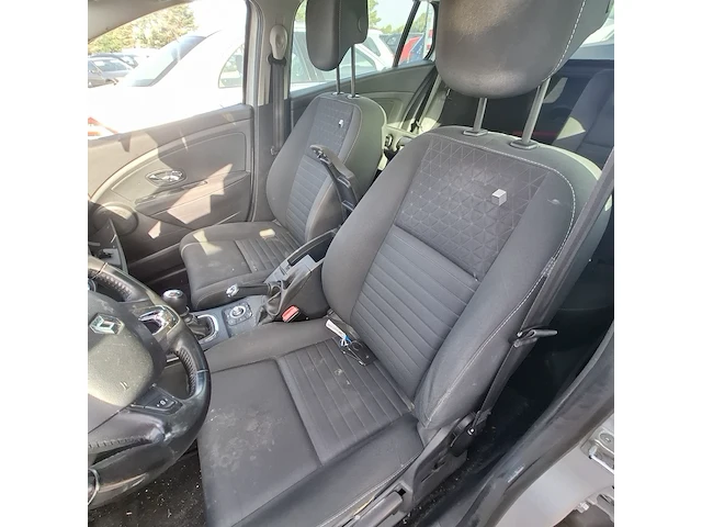 Personenauto renault, mégane estate 1.5 dci limited, 2015 - afbeelding 9 van  40