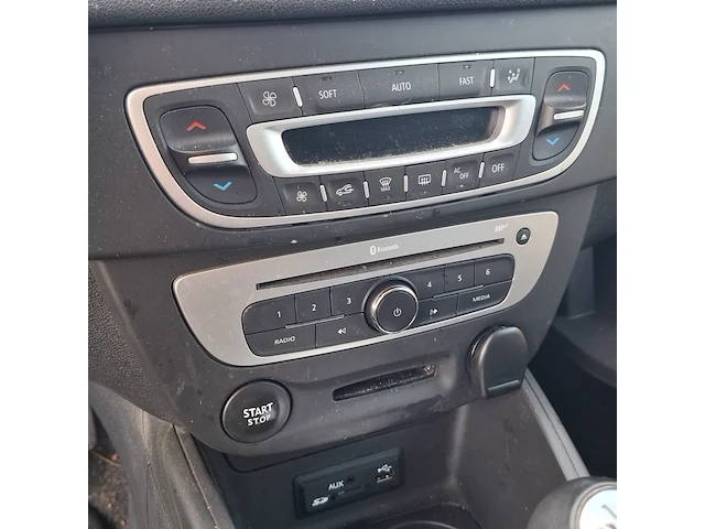 Personenauto renault, mégane estate 1.5 dci limited, 2015 - afbeelding 17 van  40