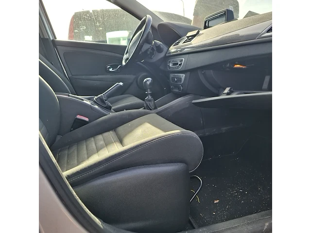 Personenauto renault, mégane estate 1.5 dci limited, 2015 - afbeelding 24 van  40