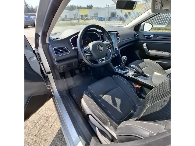 Personenauto renault, megane hatchback, bouwjaar 2017 - afbeelding 10 van  53