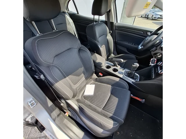 Personenauto renault, megane hatchback, bouwjaar 2017 - afbeelding 35 van  53
