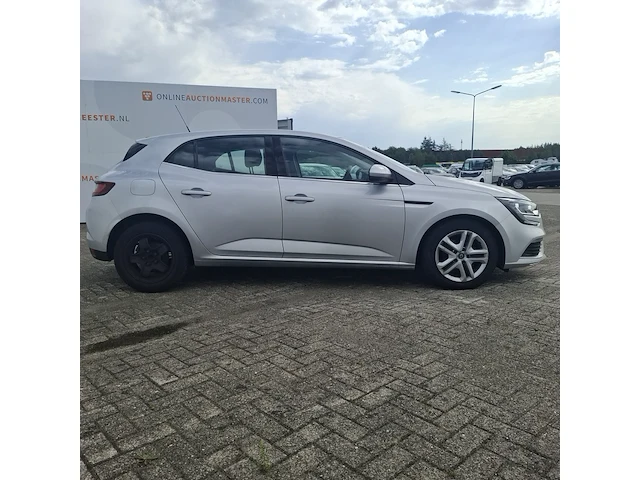 Personenauto renault, megane hatchback, bouwjaar 2019 - afbeelding 34 van  41