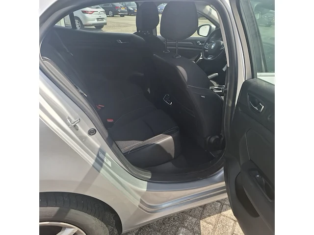 Personenauto renault, megane hatchback, bouwjaar 2019 - afbeelding 29 van  48