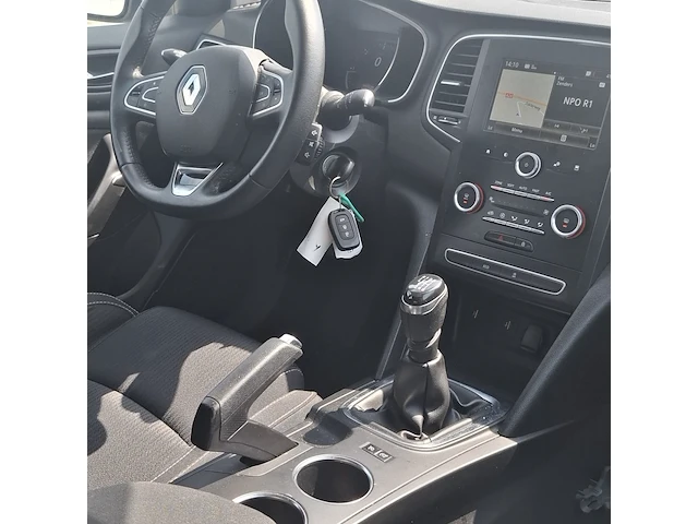 Personenauto renault, megane hatchback, bouwjaar 2019 - afbeelding 31 van  48