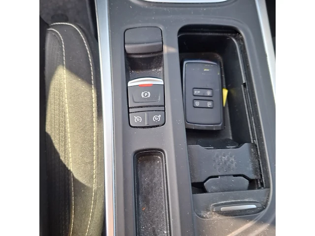 Personenauto, renault, megane - afbeelding 18 van  42