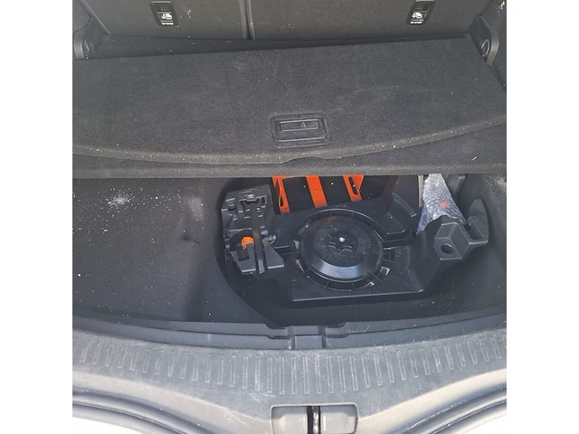 Personenauto, renault, megane - afbeelding 22 van  42