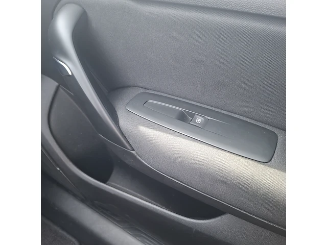 Personenauto, renault, megane - afbeelding 19 van  45