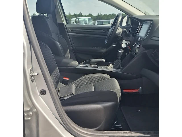 Personenauto, renault, megane - afbeelding 30 van  45