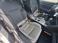 Personenauto, renault, megane - afbeelding 31 van  45