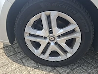 Personenauto, renault, megane - afbeelding 45 van  45