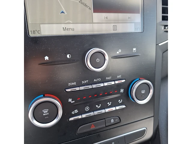 Personenauto renault, megane - afbeelding 17 van  47