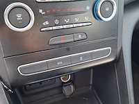 Personenauto renault, megane - afbeelding 18 van  47
