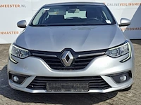 Personenauto renault, megane - afbeelding 12 van  47