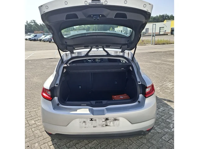 Personenauto renault, megane - afbeelding 24 van  47