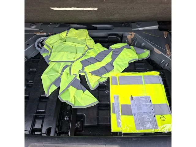 Personenauto renault, megane - afbeelding 27 van  47