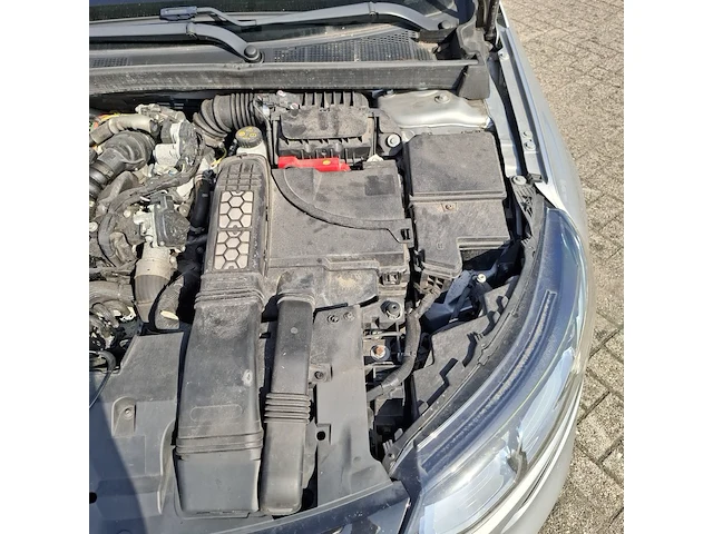 Personenauto renault, megane - afbeelding 37 van  47