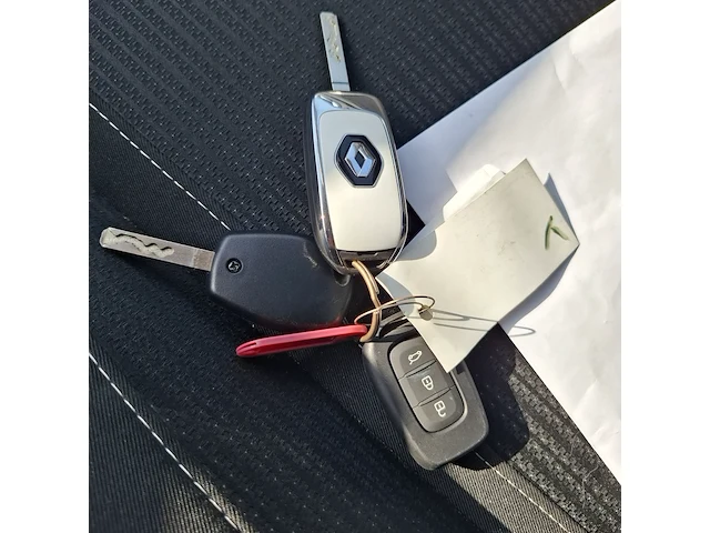 Personenauto renault, megane - afbeelding 42 van  47