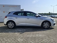 Personenauto renault, megane - afbeelding 34 van  47