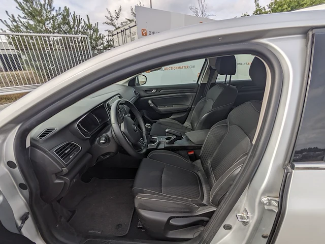 Personenauto renault, megane - afbeelding 3 van  49