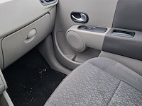 Personenauto, renault, modus 1.6, 2005 - afbeelding 19 van  51