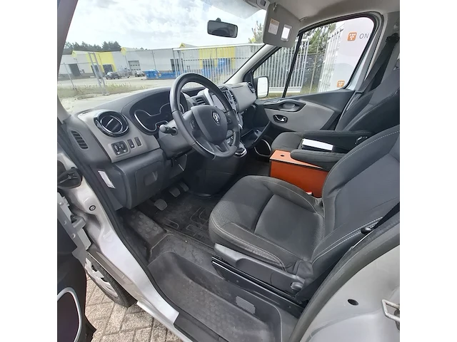 Personenauto, renault, trafic 1.6d - afbeelding 9 van  41