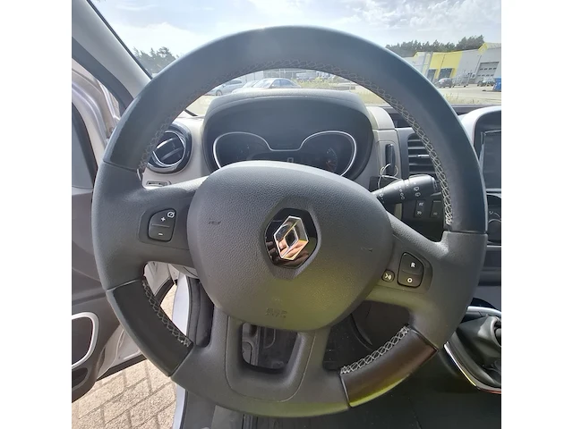Personenauto, renault, trafic 1.6d - afbeelding 11 van  41