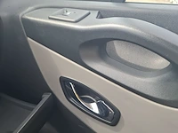 Personenauto, renault, trafic 1.6d - afbeelding 18 van  41