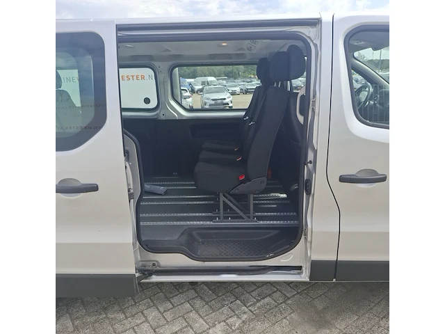 Personenauto, renault, trafic 1.6d - afbeelding 21 van  41