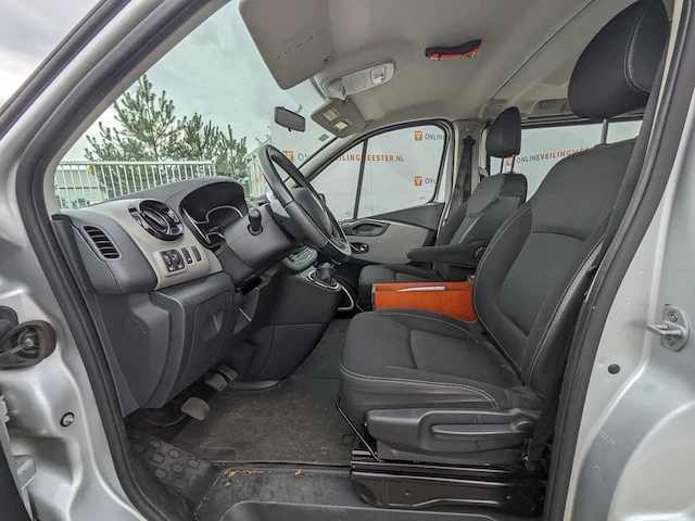 Personenauto, renault, trafic, 2017 - afbeelding 3 van  61