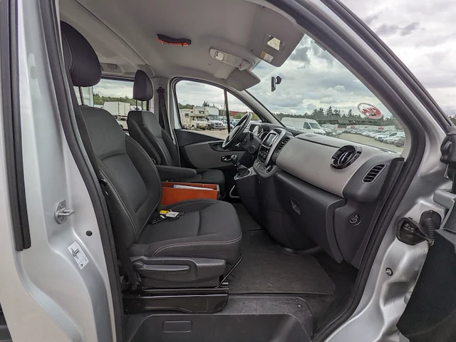 Personenauto, renault, trafic, 2017 - afbeelding 7 van  61
