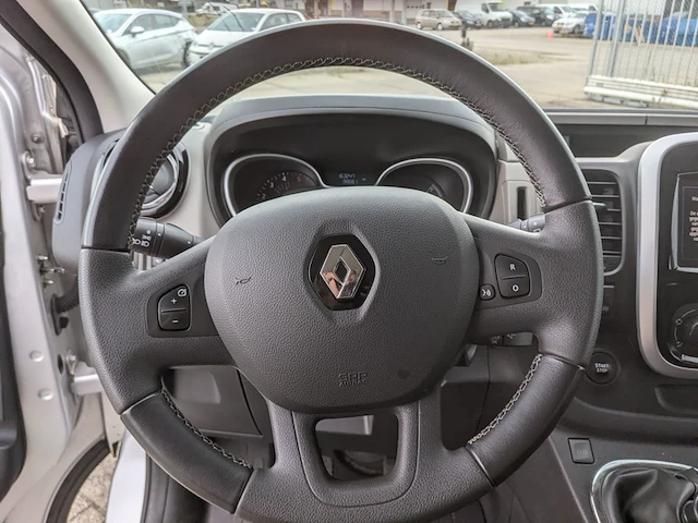 Personenauto, renault, trafic, 2017 - afbeelding 15 van  61