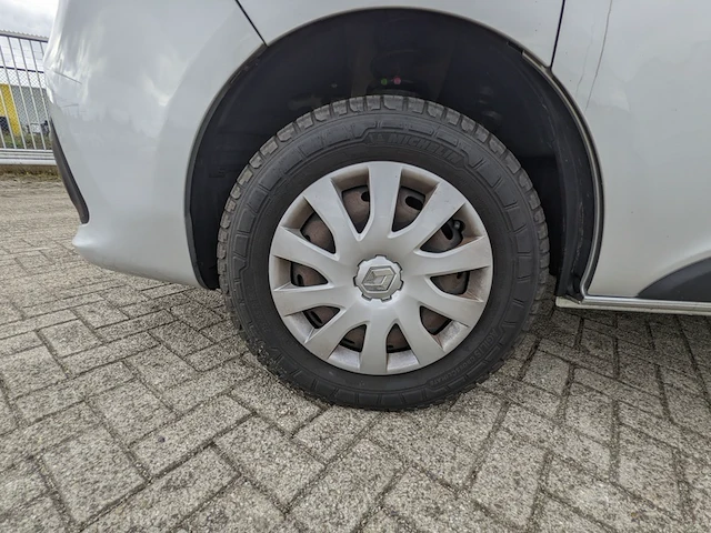 Personenauto, renault, trafic, 2017 - afbeelding 46 van  61