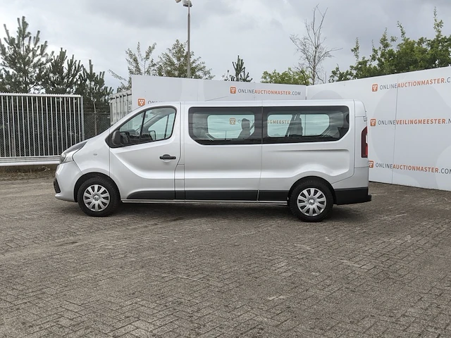 Personenauto, renault, trafic, 2017 - afbeelding 61 van  61