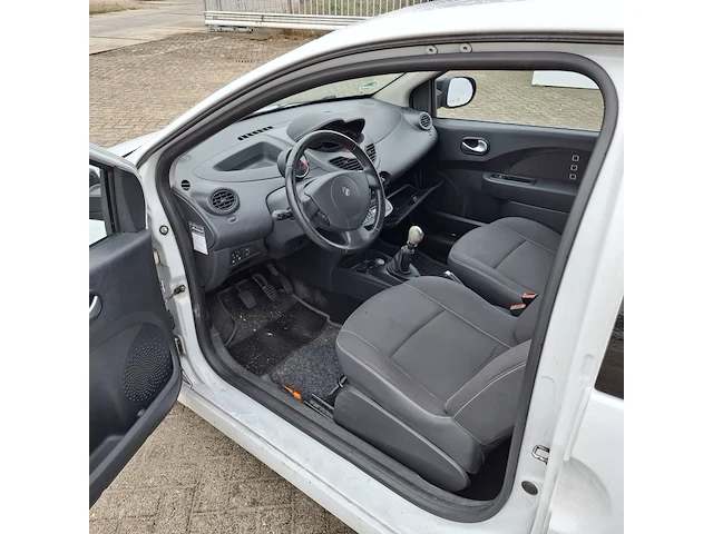 Personenauto renault, twingo 1.2-16v dynamique, wit, bouwjaar 2010 - afbeelding 2 van  43
