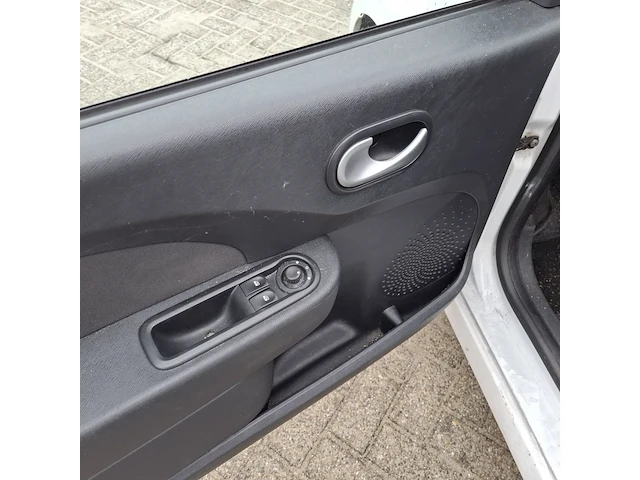 Personenauto renault, twingo 1.2-16v dynamique, wit, bouwjaar 2010 - afbeelding 3 van  43