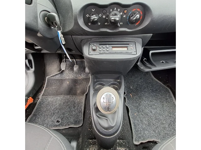 Personenauto renault, twingo 1.2-16v dynamique, wit, bouwjaar 2010 - afbeelding 9 van  43