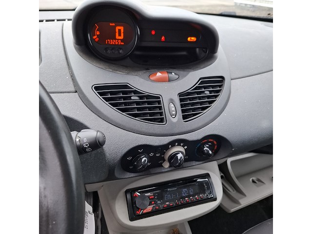 Personenauto renault, twingo 1.2, wit, bouwjaar 2008 - afbeelding 9 van  38