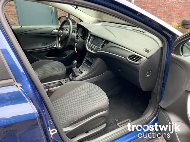 Personenauto (schade) - afbeelding 19 van  32