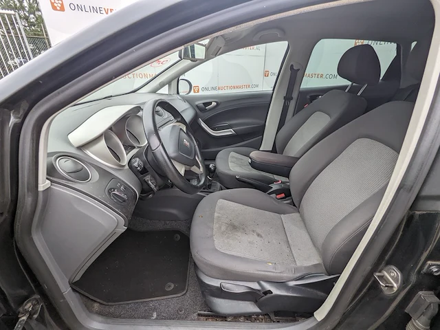 Personenauto seat, ibiza 1.2 tdi, grijs, bouwjaar 2010 - afbeelding 2 van  52