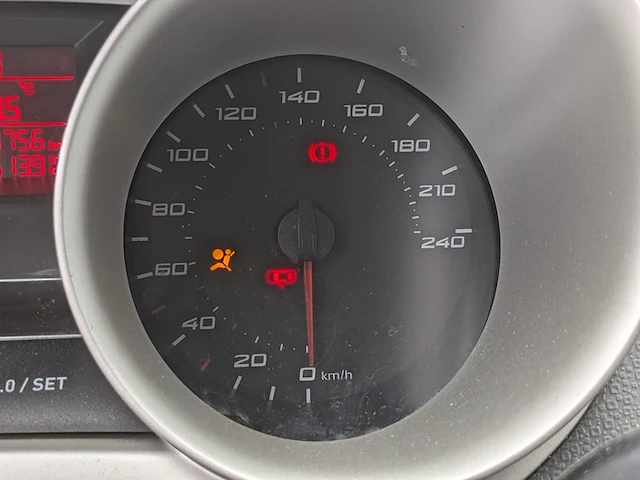 Personenauto seat, ibiza 1.2 tdi, grijs, bouwjaar 2010 - afbeelding 9 van  52