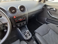 Personenauto seat, ibiza 1.4-16v reference, grijs, bouwjaar 2005 - afbeelding 8 van  23