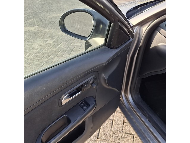 Personenauto seat, ibiza 1.4-16v reference, grijs, bouwjaar 2005 - afbeelding 23 van  23